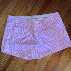 Pink and white geometric patterned J Crew shorts!